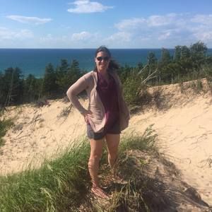 Meet your Posher, Amy