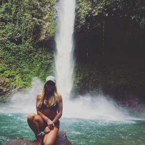 Meet your Posher, Amanda