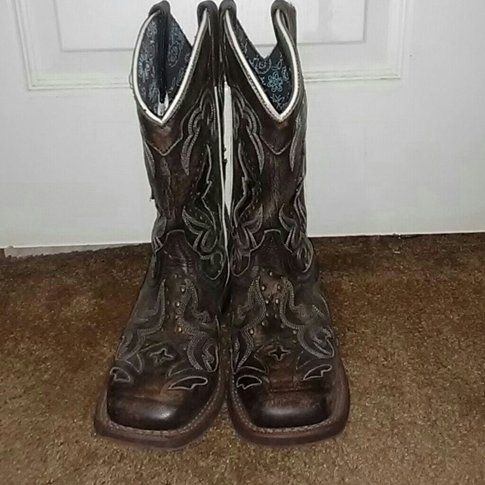 Black with snake skin detail cowboy boots