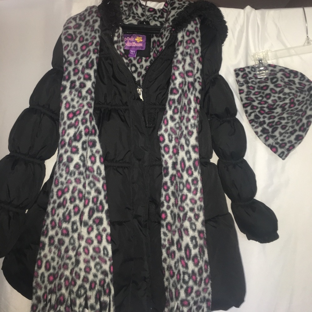 Girls black puffer coat with matching scarf/beanie