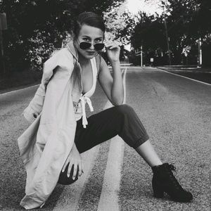 Meet your Posher, Nicole