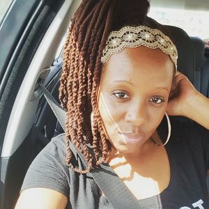 Meet your Posher, Charvette