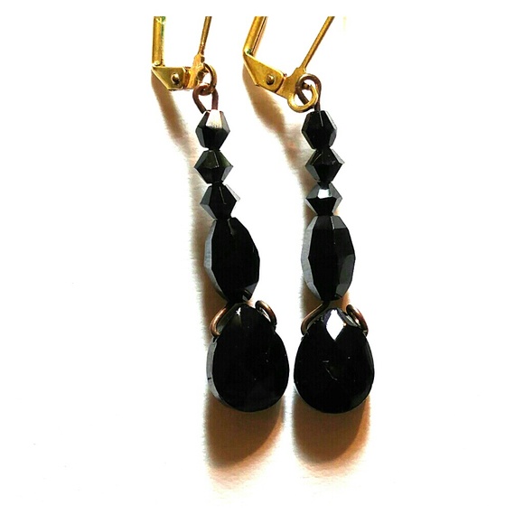 #0089 Ebony Faceted Crystal Drop Earrings - Picture 2 of 3