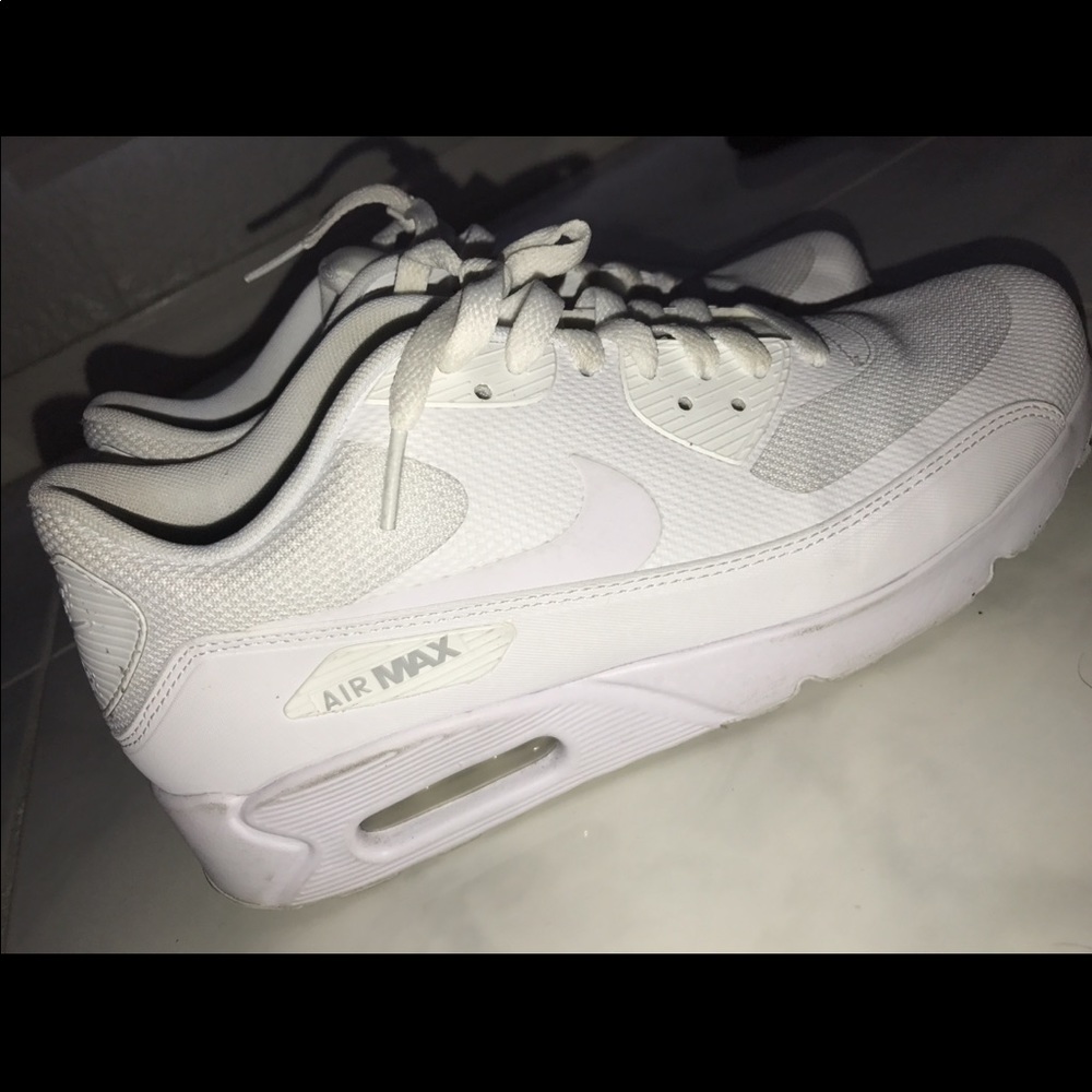 NIKE Air Max 90 - size 9 women's