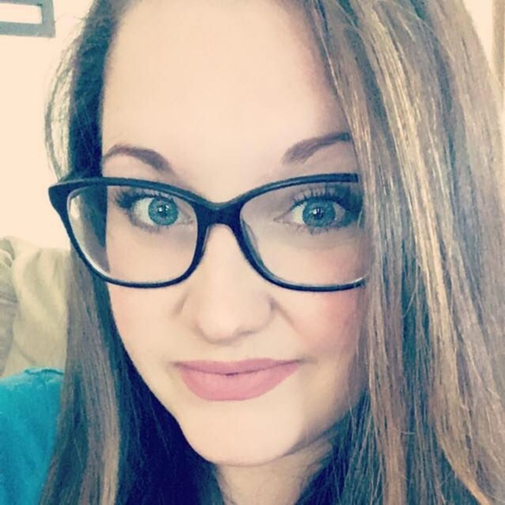 Meet your Posher, Tori