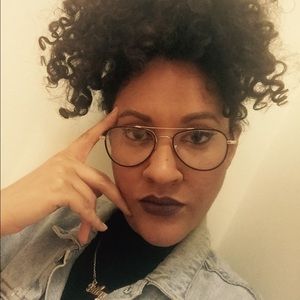 Meet your Posher, Charisse