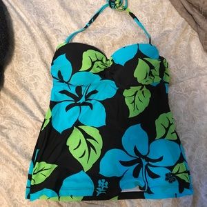 Hepari Swim Top.