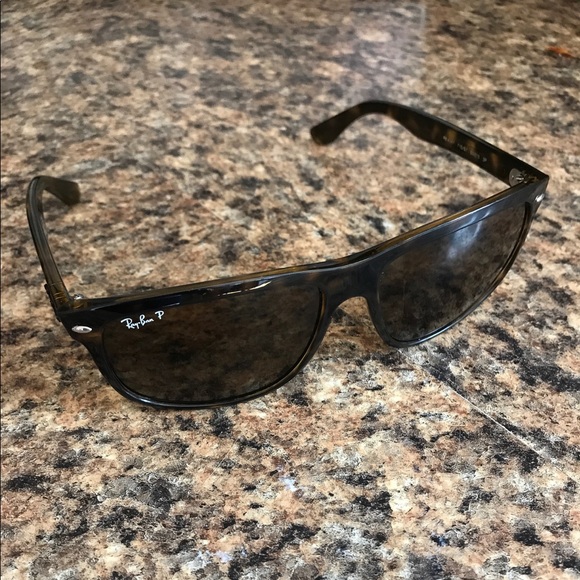 Authentic Polarized Ray-Ban - Picture 3 of 4