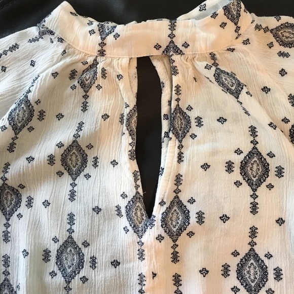 Super cute-soft top - Picture 2 of 3