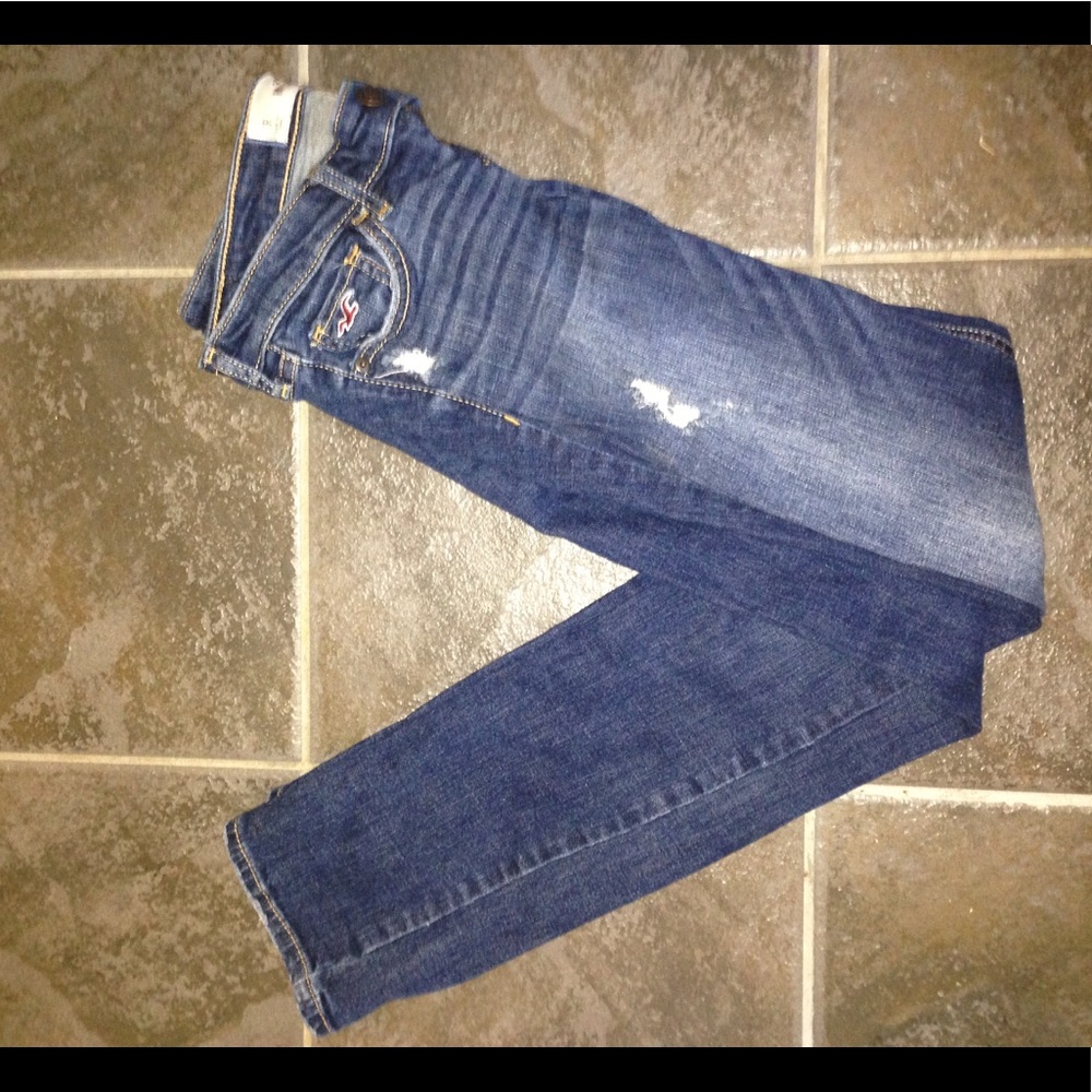 Hollister 1 regular W-25 L-33
