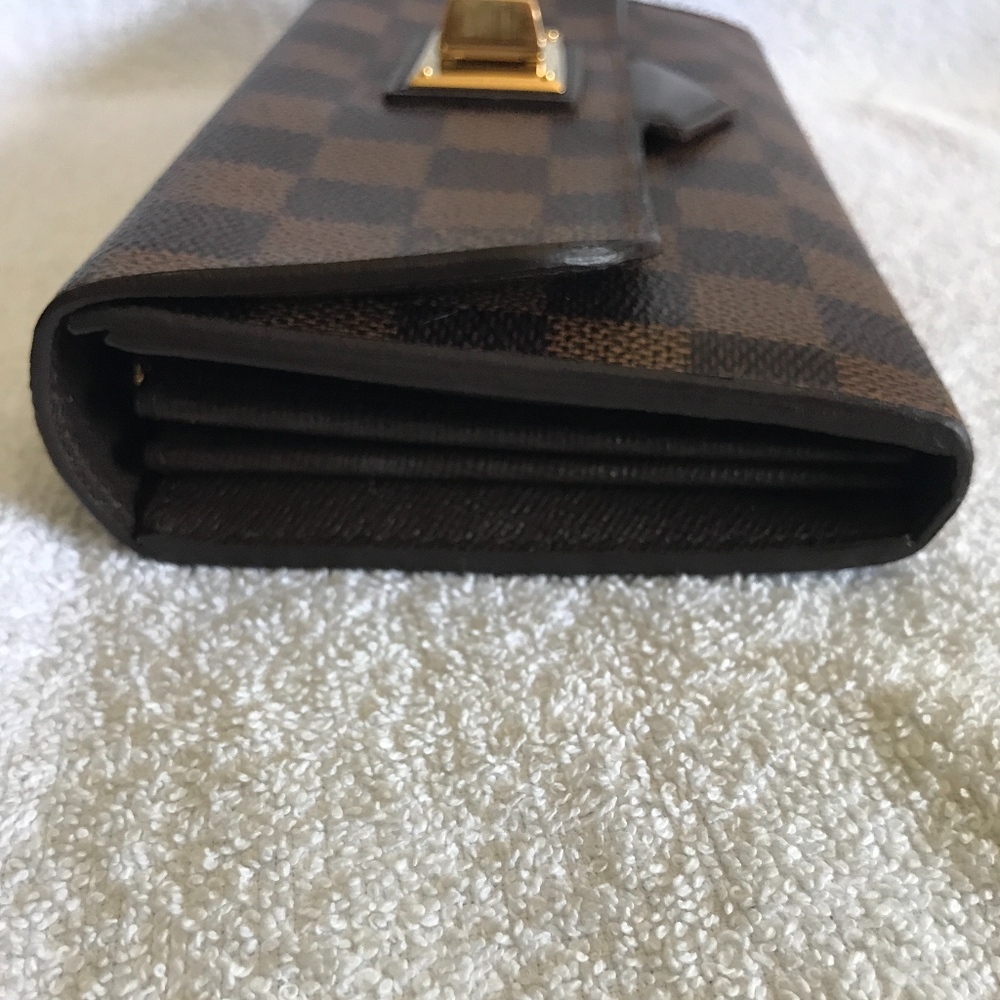 Vintage Louis Vuitton Rosebery Wallet - Picture 6 of 8