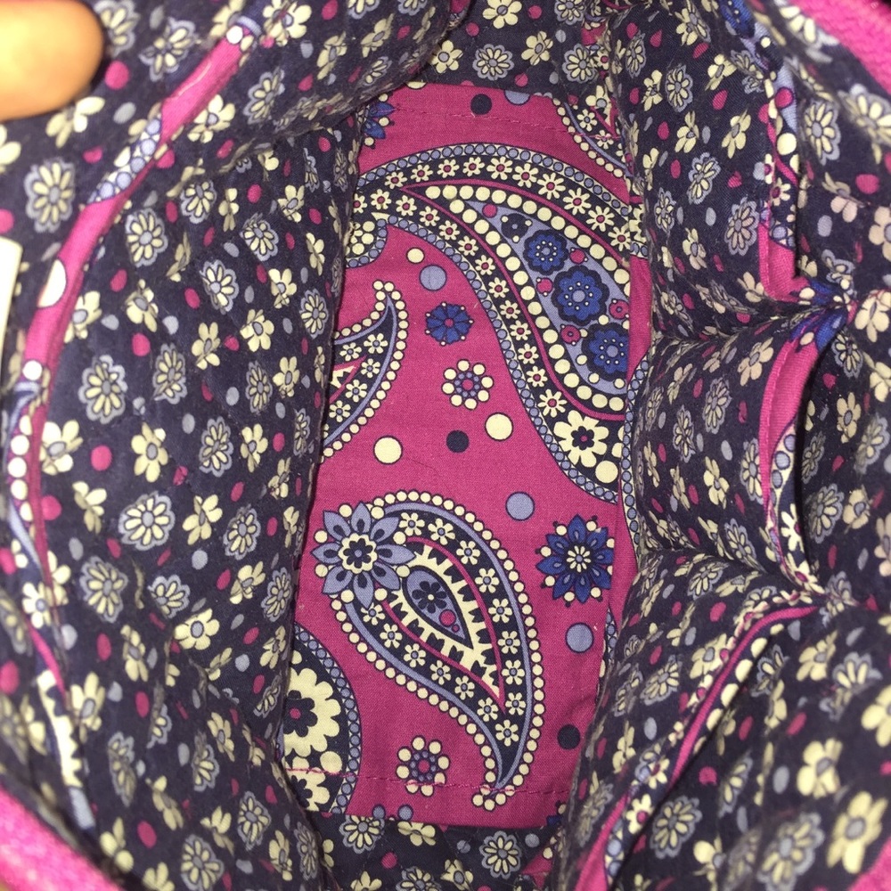 Vera Bradley “on the go” crossbody bag - Picture 4 of 5