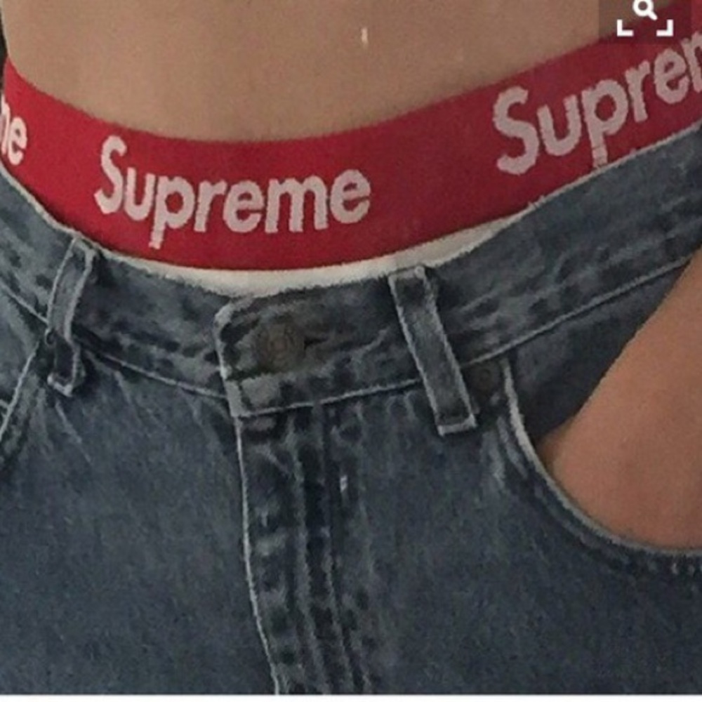 Authentic supreme boxer and sock set ‼️