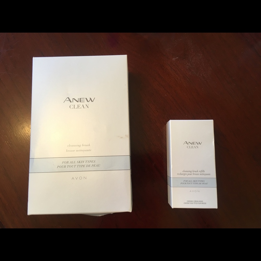Anew Face cleaning brush, refills and lipstick