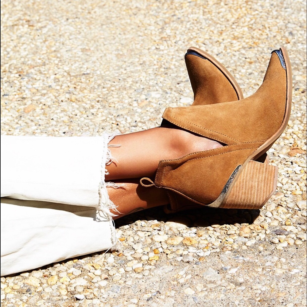 Jefferey Campbell Hunt the Plains boots