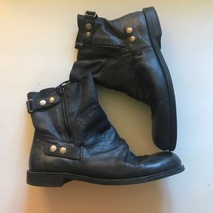Leather boots- Nine West
