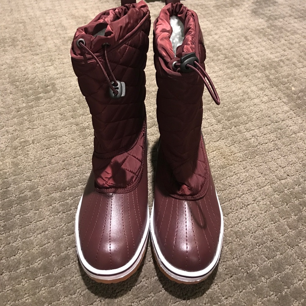 Refresh snow boots