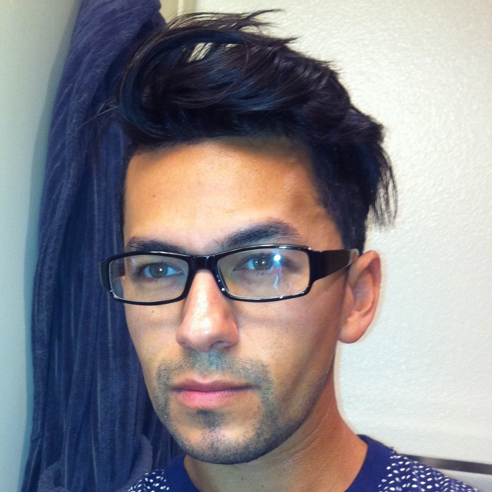 Meet your Posher, Ernesto