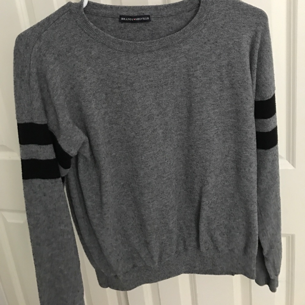 Brandy Melville sweater