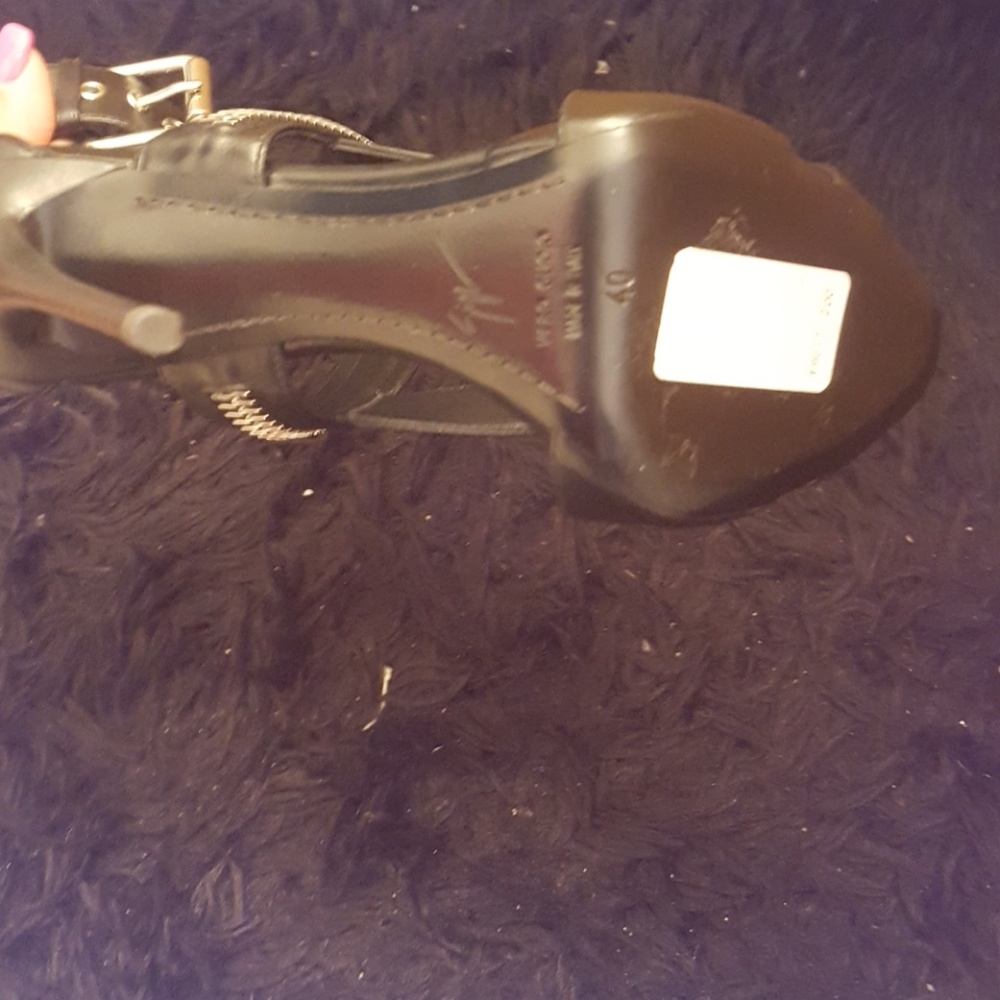 Giuseppe zanotti - Picture 3 of 3
