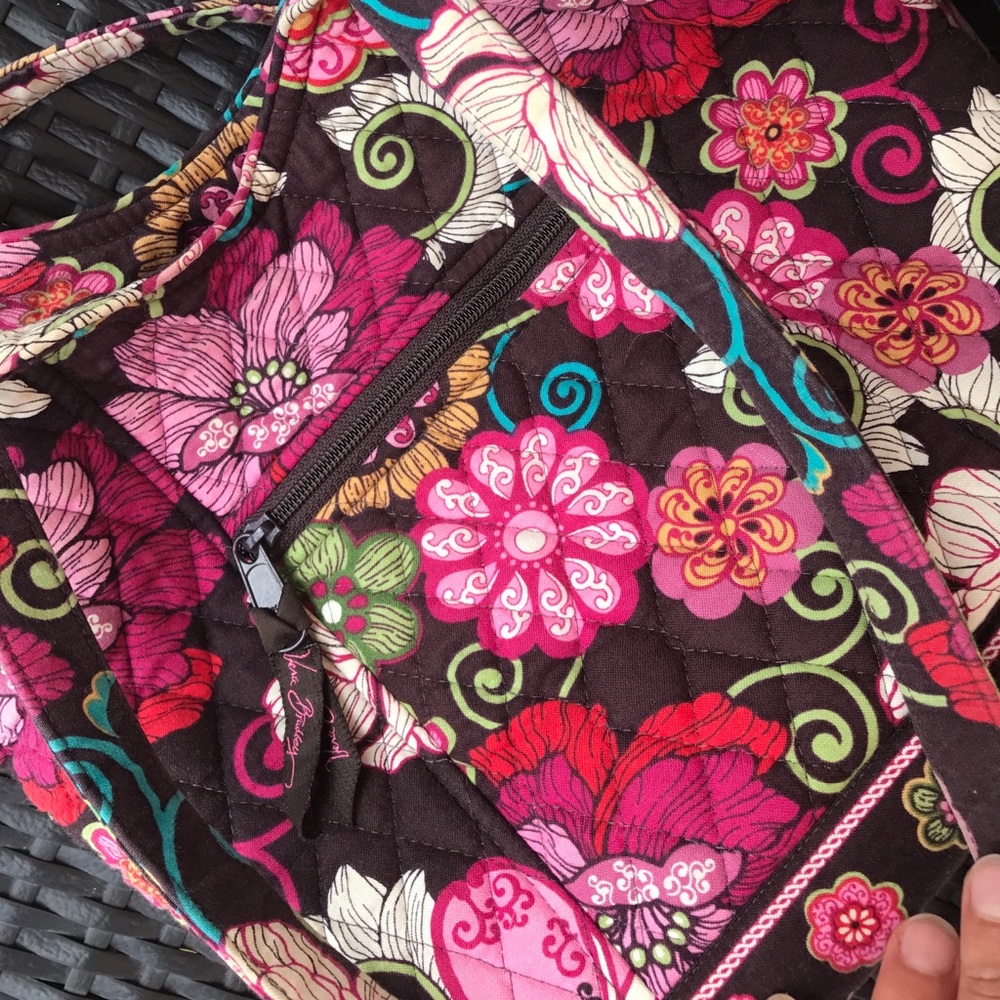 Vera Bradley flower print purse - Picture 6 of 6