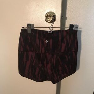 Lululemon boogy shorts
