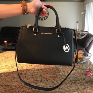 MK tote