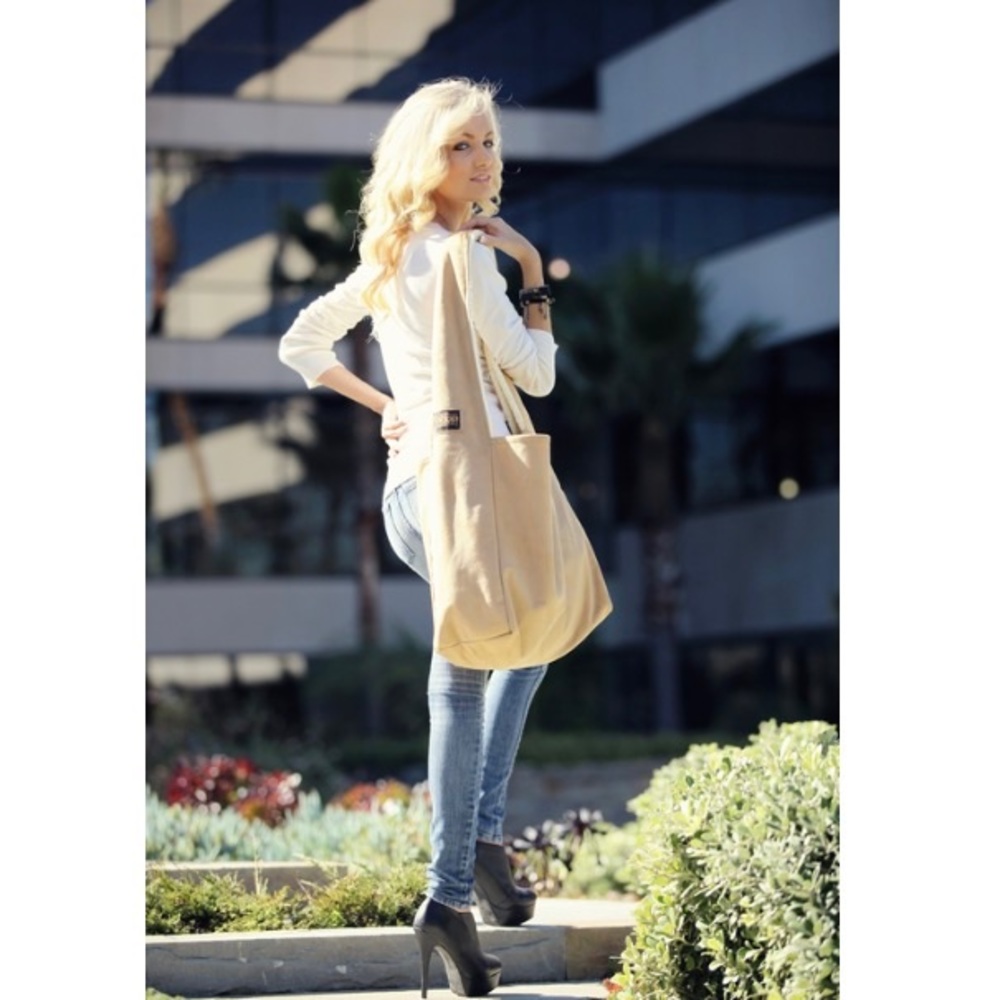 Vegan suede, faux sheepskin tote