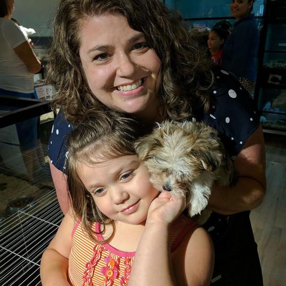 Meet your Posher, Jennifer - Picture 2 of 2