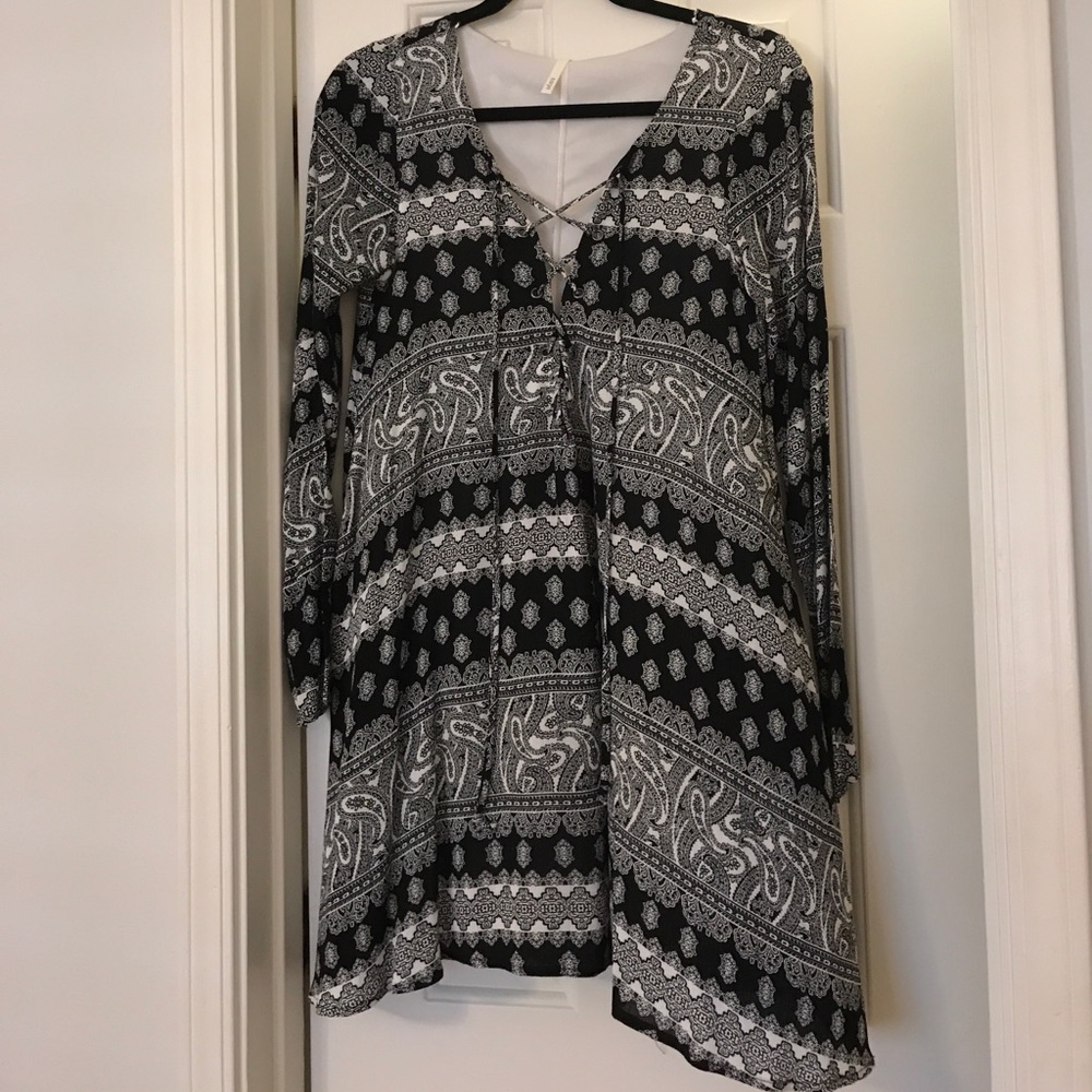 Black & White Long Sleeve Dress with Drawstrings