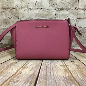 Michael Kors Leather Crossbody Purse Bag Selma Michael Kors Leather Crossbody Purse Bag Selma