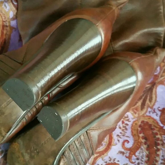 Heartbreaker Boots - Picture 3 of 4