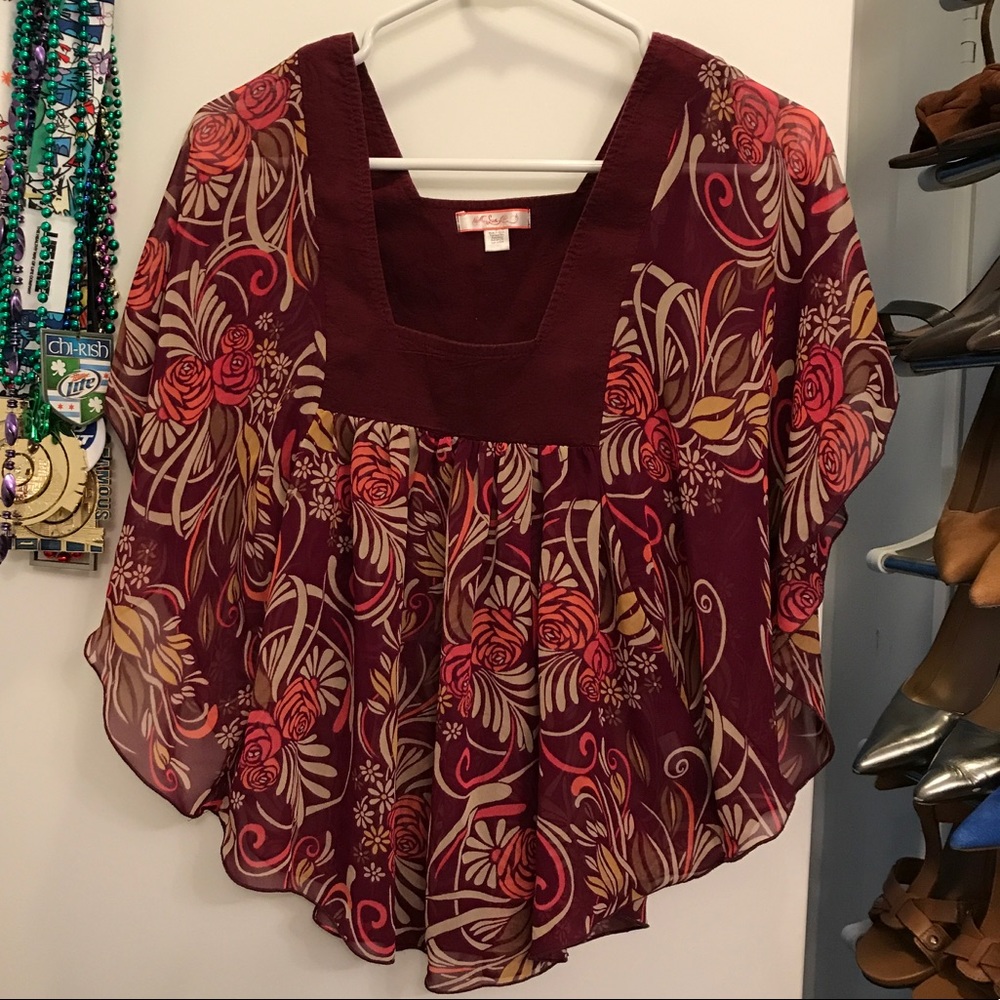 Urban outfitters lux brand, flutter sleeve top