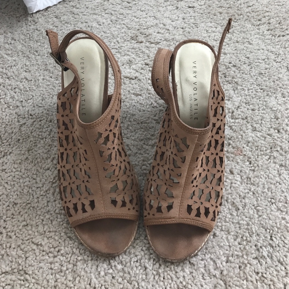 Very Volatile Los Angeles Heels