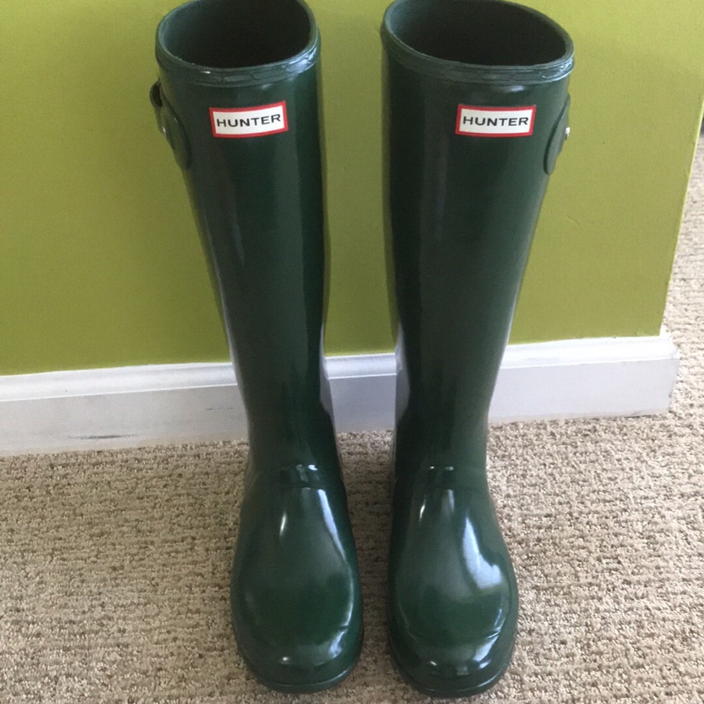 Hunter boots size 9.