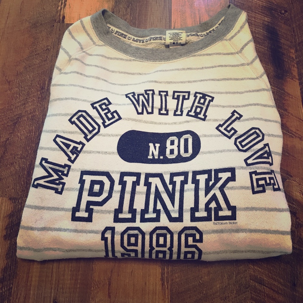 Sweatshirt VS, medium.