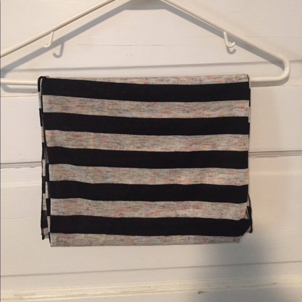 SOLD - Set of 3 Justice scarves