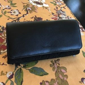 Vera Bradley RFID Audrey Wallet classic black nwt Vera Bradley RFID Audrey Wallet classic black nwt
