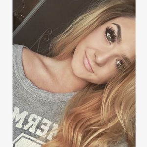 Meet your Posher, Ali