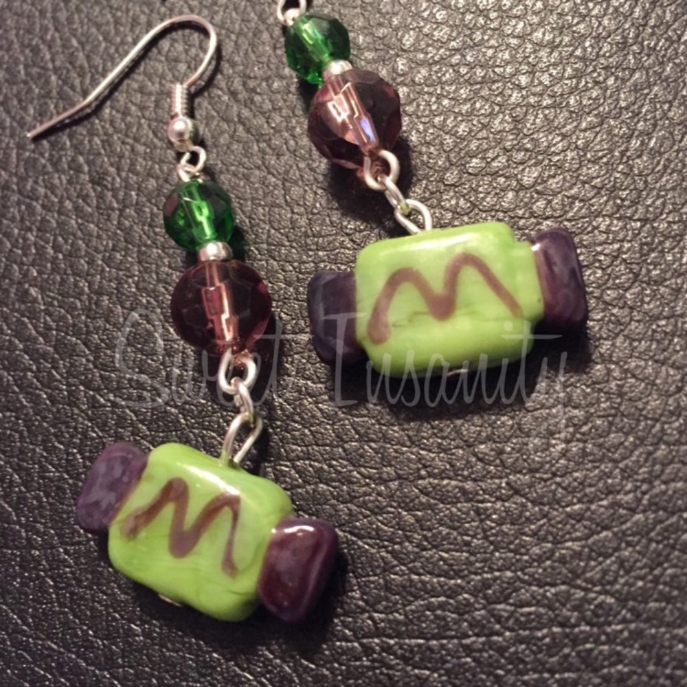 Halloween candy lampwork earrings NWOT