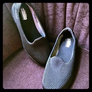 Black Skechers Goga Mat shoes