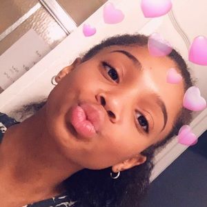 Meet your Posher, Janae