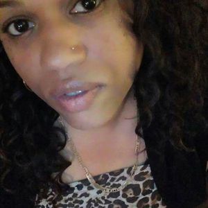 Meet your Posher, Arlynn