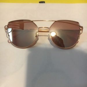 NWT ROSE GOLD SUNGLASSES
