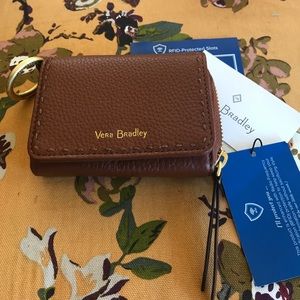 Vera Bradley RF ID Mallory wallet card case nwt Vera Bradley RF ID Mallory wallet card case nwt