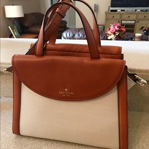 Kate Spade Purse ♠️ (excellent condition✨) Kate Spade Purse ♠️ (excellent condition✨)