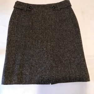 Banana Republic size 4 fall/ inter skirt.