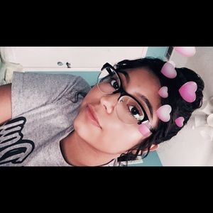 Meet your Posher, Jenifer