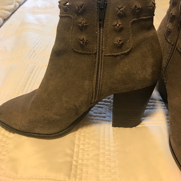Dolce Vita suede booties with stud detail - Picture 3 of 5