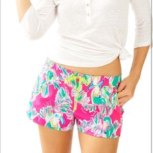 Lilly Pulitzer runaround luxletic shorts size S